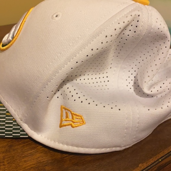 New Era Packers hat - Picture 3 of 4